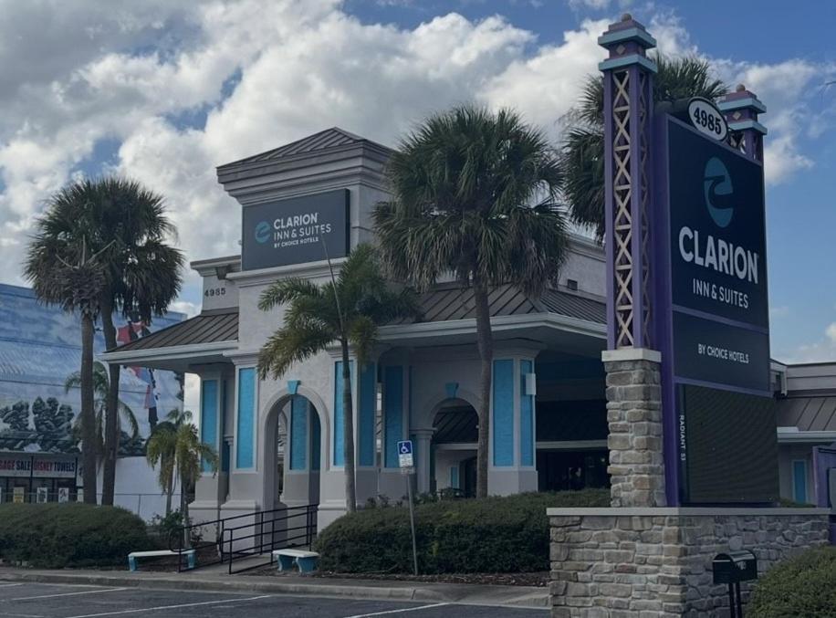 Clarion Inn & Suites Kissimmee-Lake Buena Vista South Exterior photo